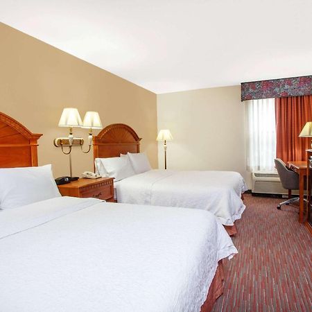 Ramada By Wyndham Orlando Florida Mall Экстерьер фото