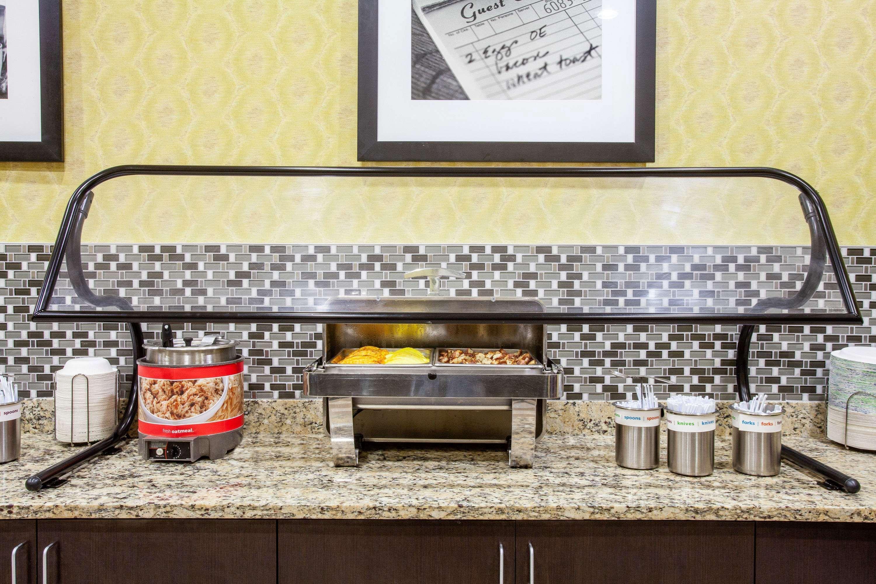 Ramada By Wyndham Orlando Florida Mall Экстерьер фото