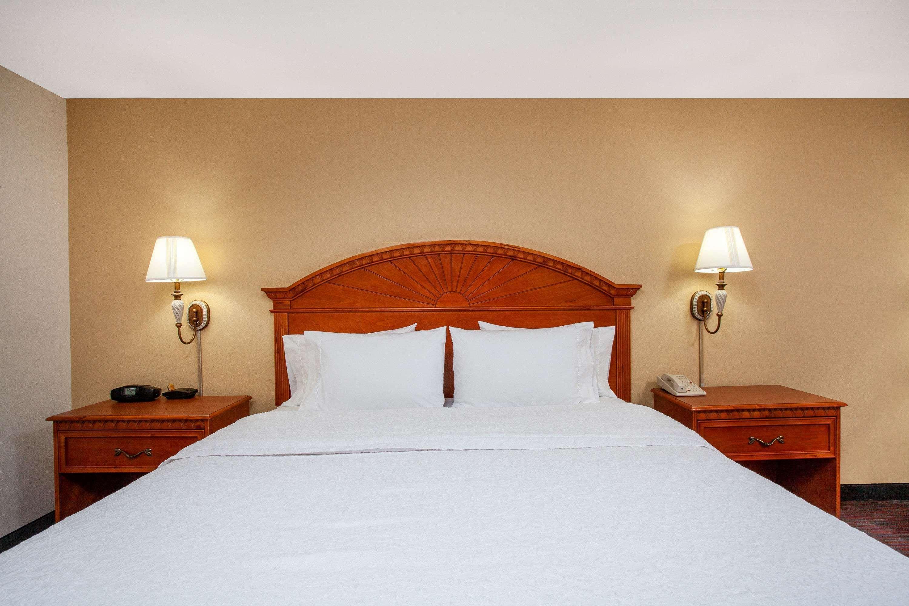 Ramada By Wyndham Orlando Florida Mall Экстерьер фото