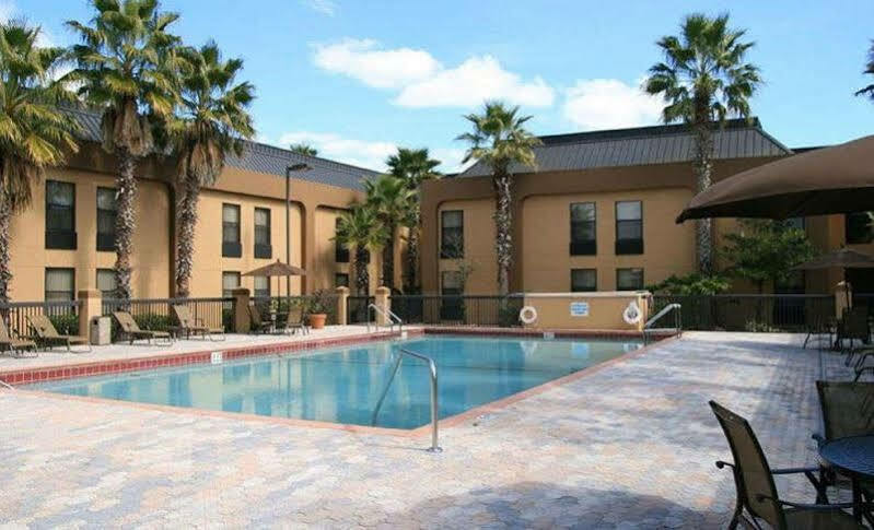 Ramada By Wyndham Orlando Florida Mall Экстерьер фото